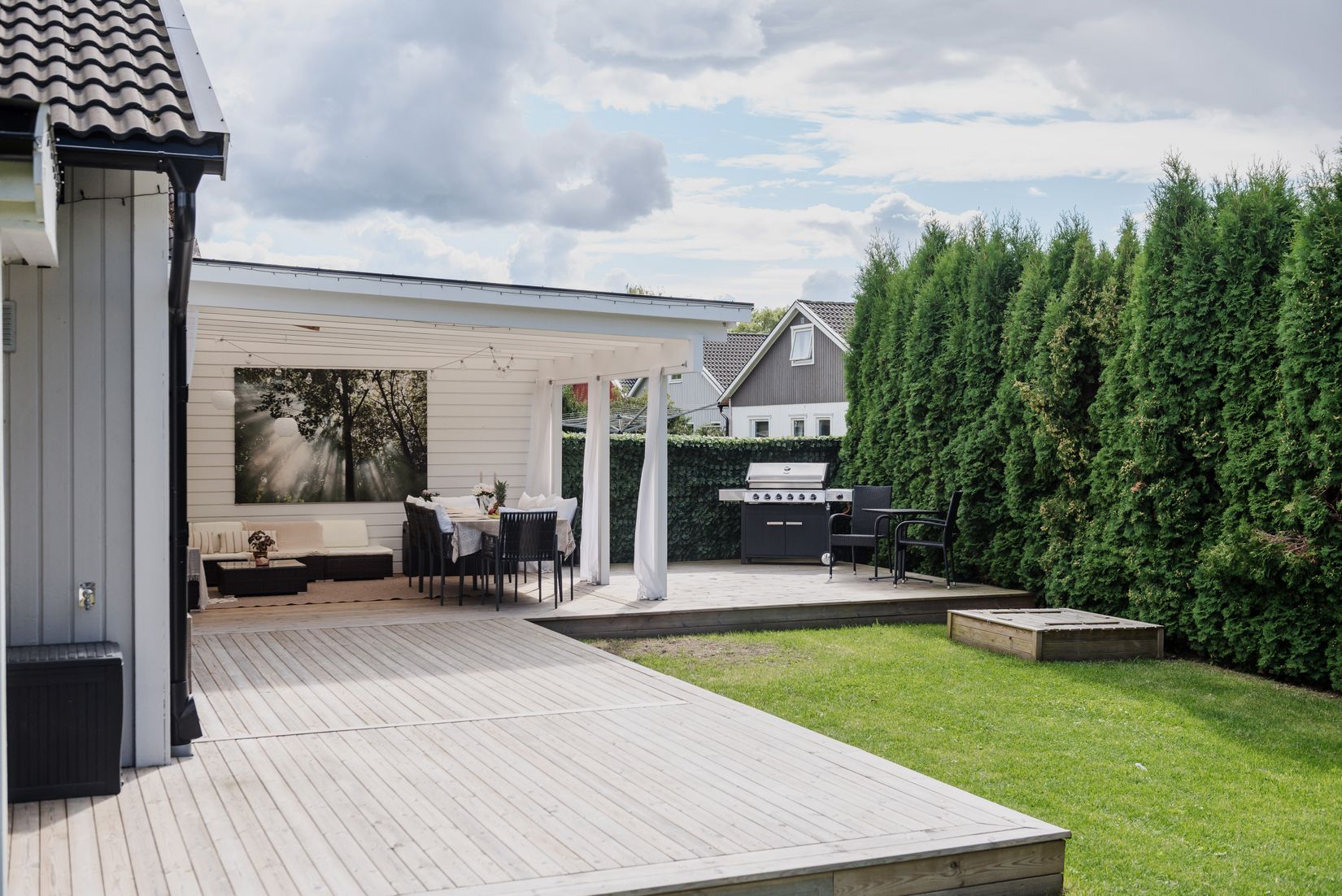 Villa, Radhus, Dyarnevägen 4, Bålsta Mansängen, Håbo