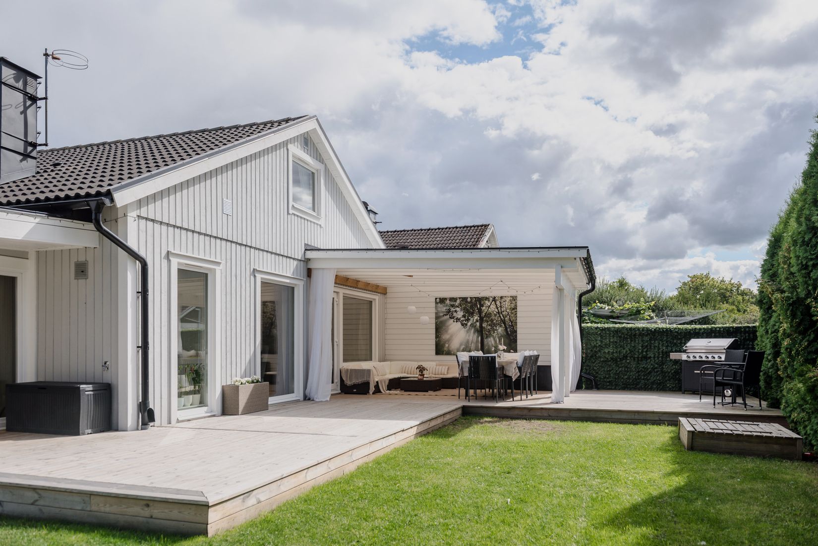 Villa, Radhus, Dyarnevägen 4, Bålsta Mansängen, Håbo