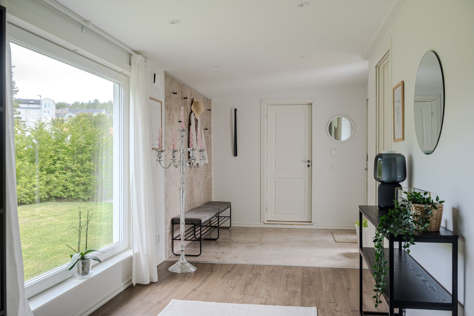 Villa, Radhus, Dyarnevägen 4, Bålsta Mansängen, Håbo