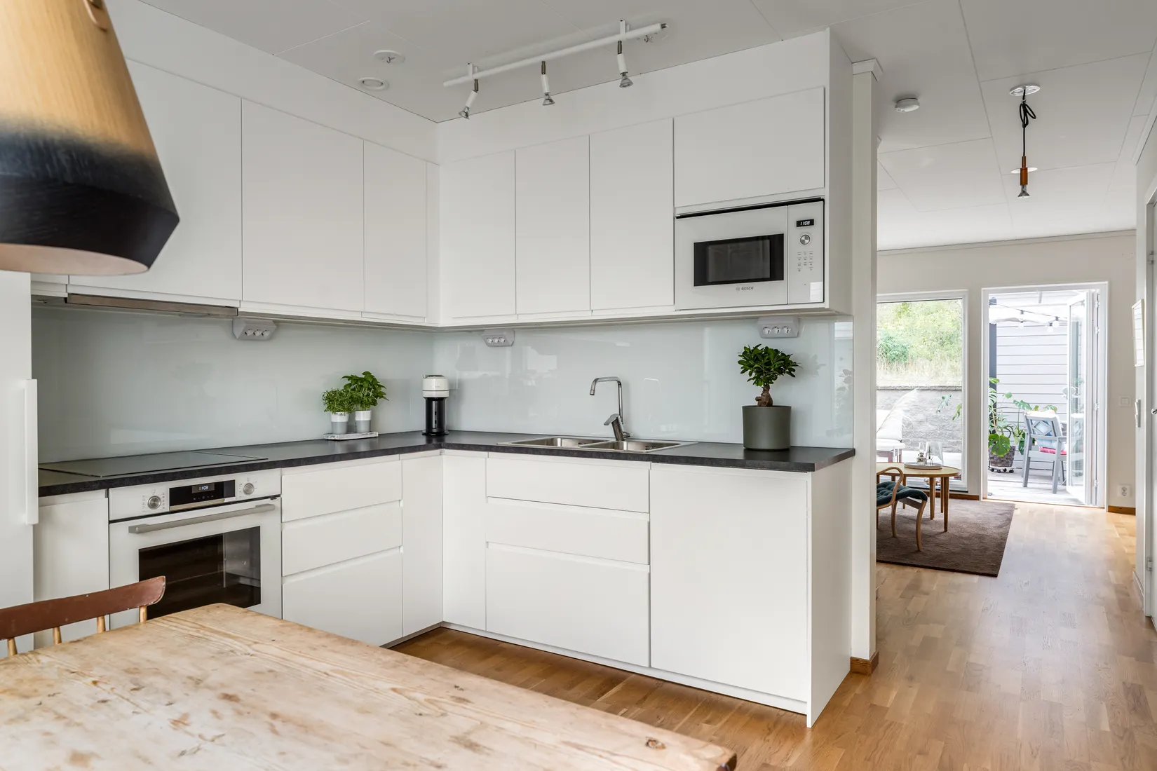 Bostadsrätt, Radhus, Silverskattsvägen 1B, Täljö, Österåker