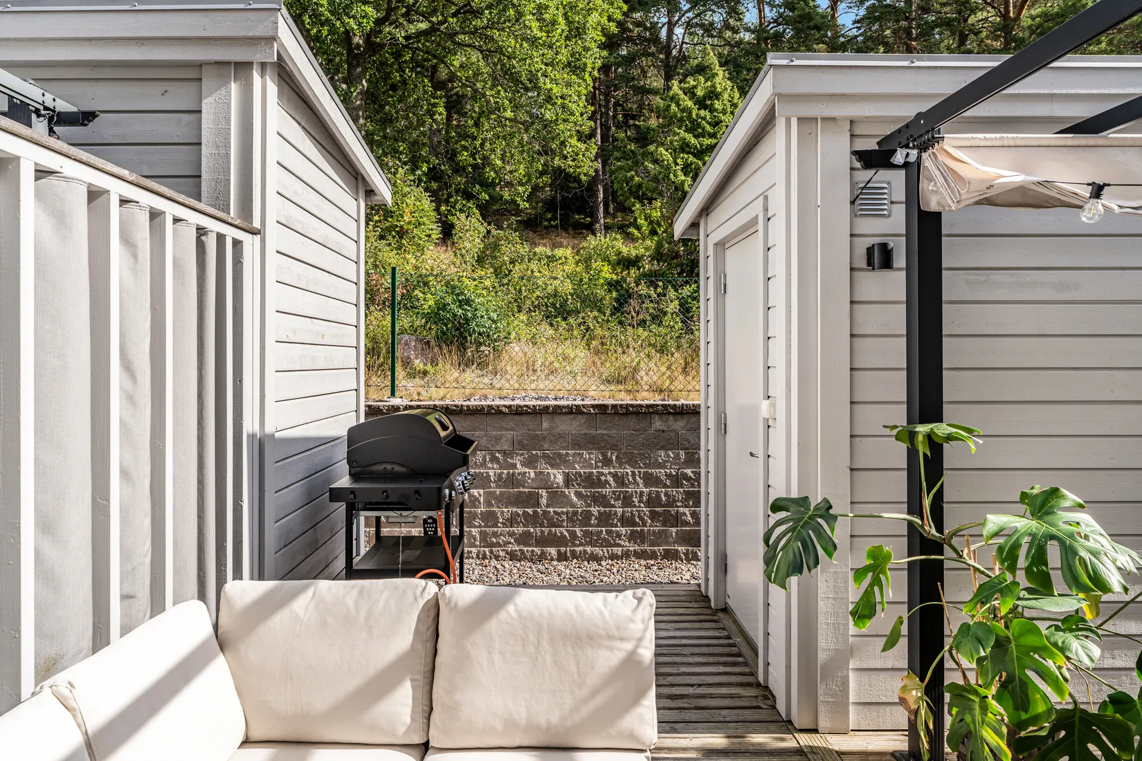 Bostadsrätt, Radhus, Silverskattsvägen 1B, Täljö, Österåker