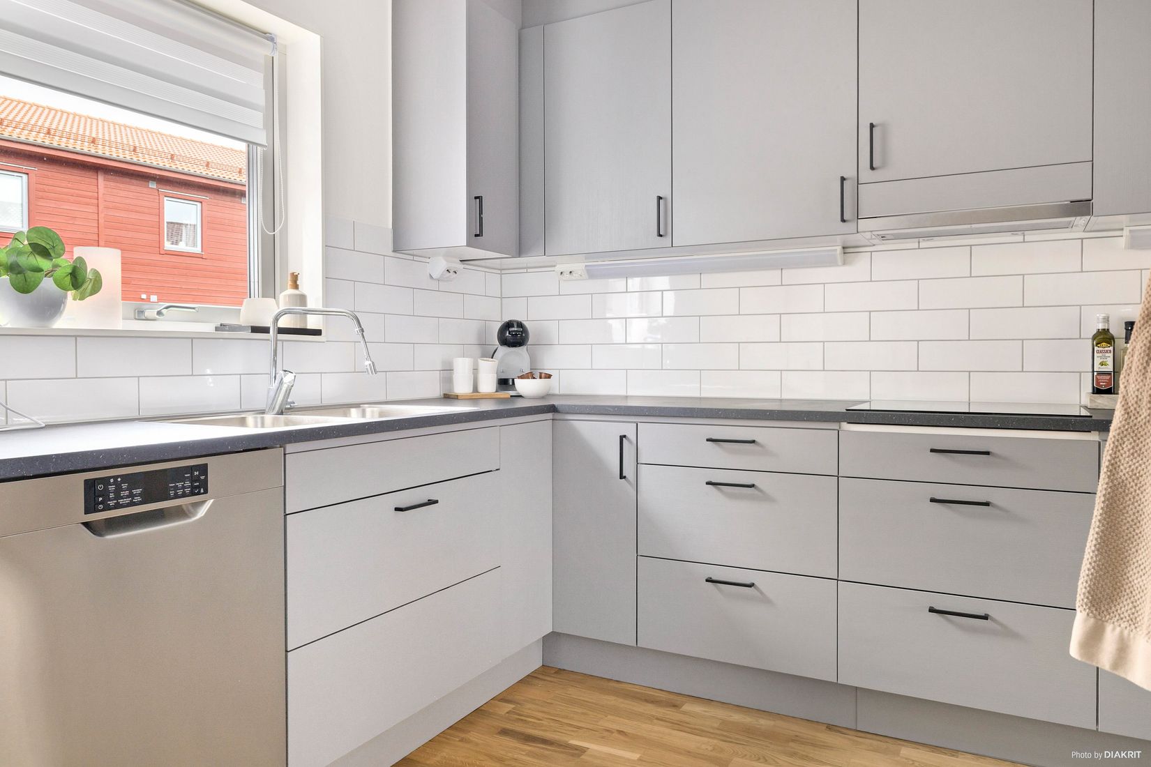 Radhus, Regalskeppsvägen 13 E, Bredsand, Enköping