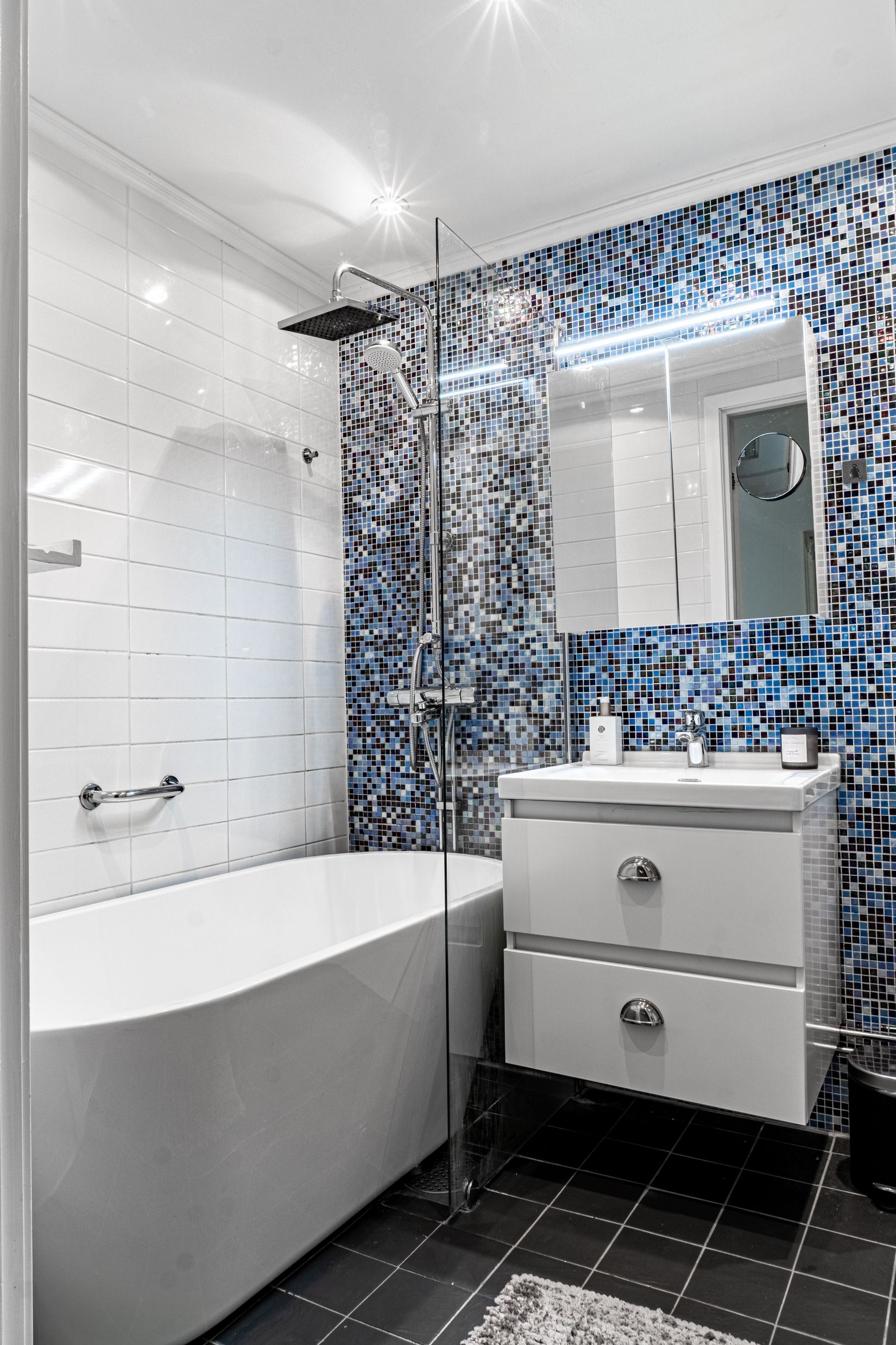 Bostadsrätt, Mjölnerbacken 65, Rissne, Sundbyberg