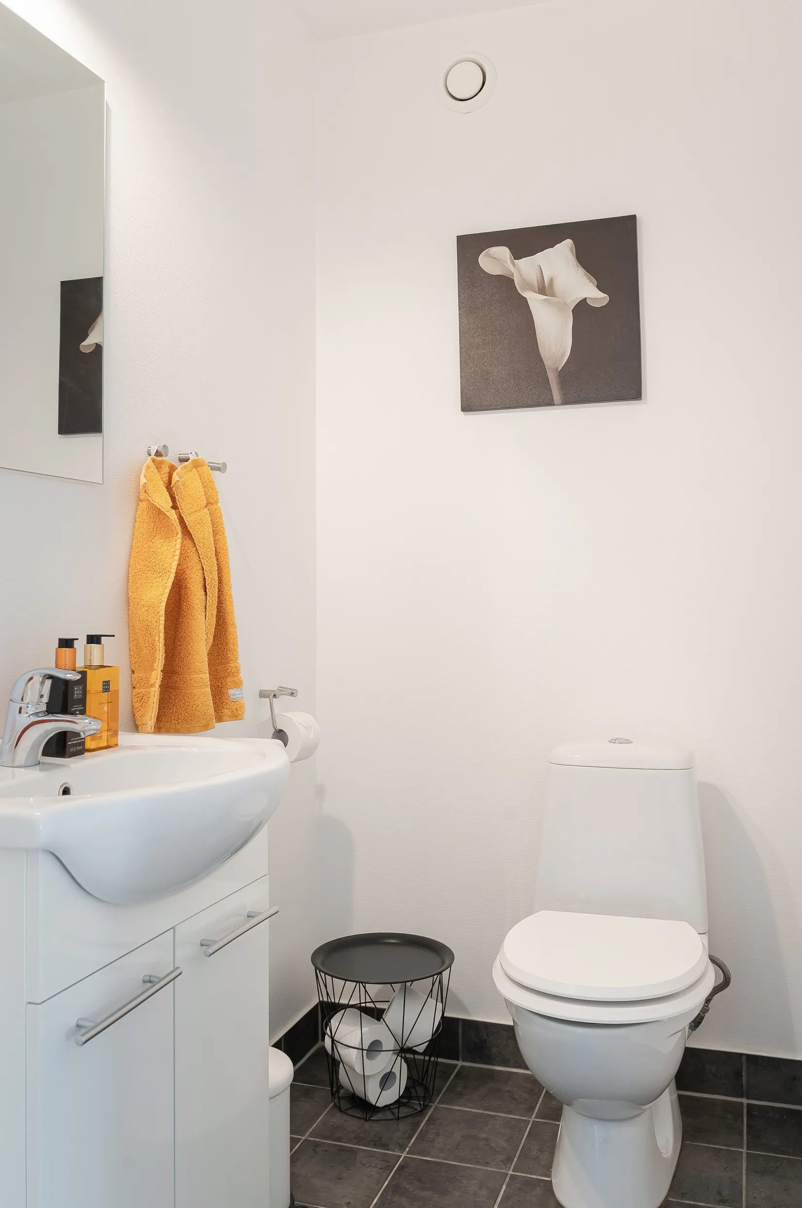 Villa, Radhus, Backavägen 12F, Katrineholm Söder, Katrineholm