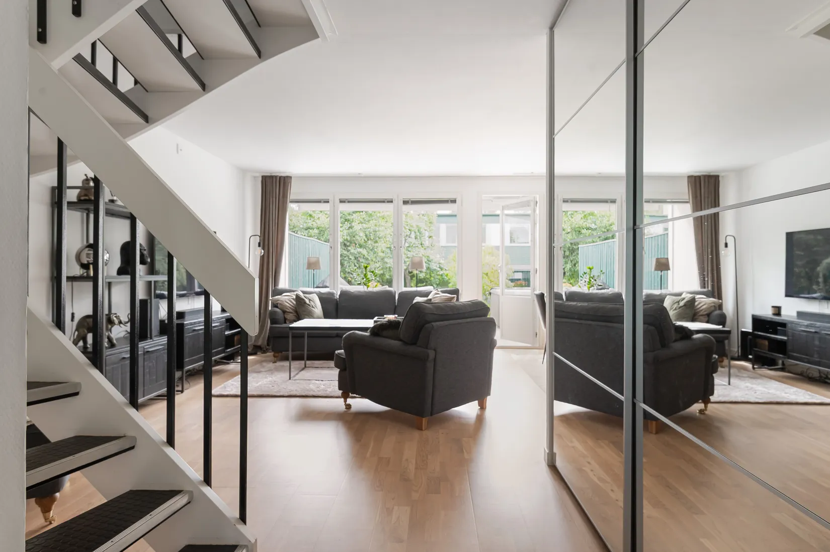 Villa, Radhus, Backavägen 12F, Katrineholm Söder, Katrineholm