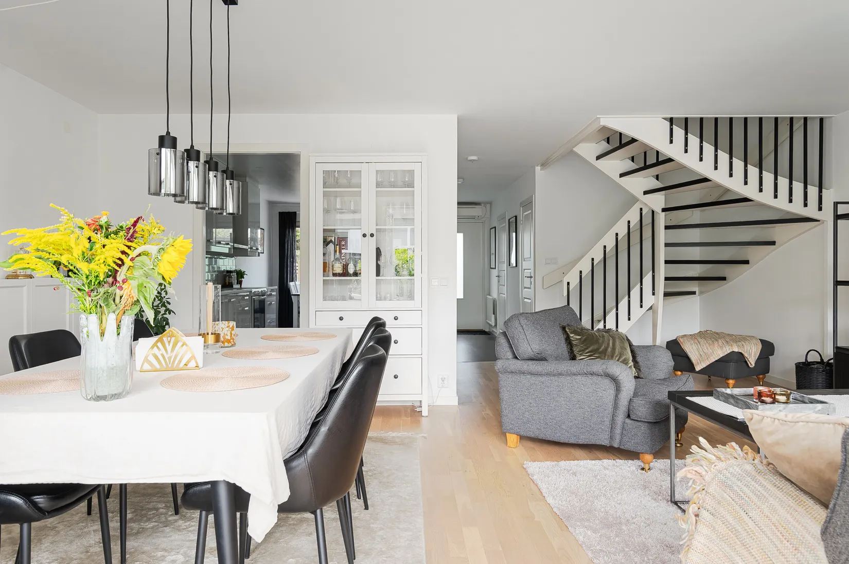 Villa, Radhus, Backavägen 12F, Katrineholm Söder, Katrineholm