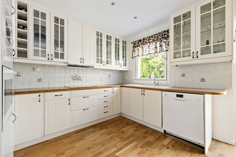 Villa, Planetvägen 2, Skälby, Järfälla