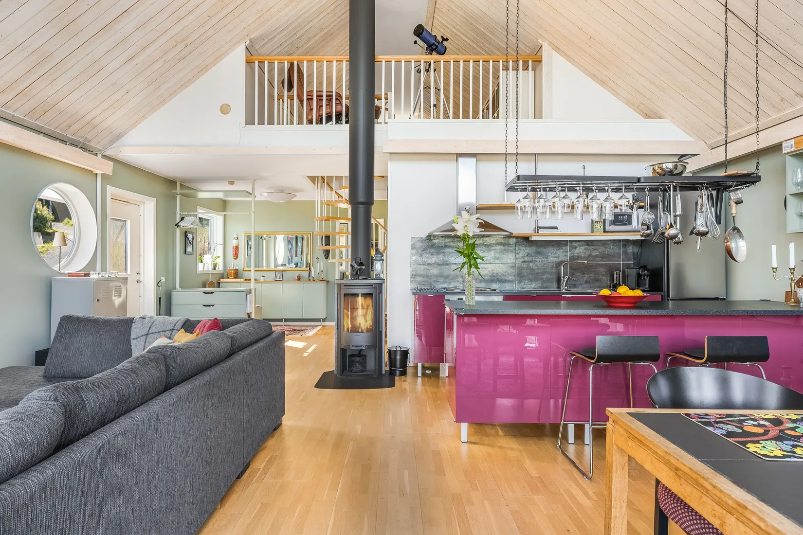 Villa, Källsand 104, Älandsbro, Härnösand