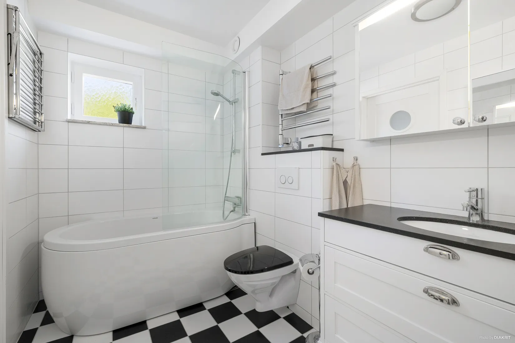 Radhus, Basunvägen 3, Viby, Sollentuna