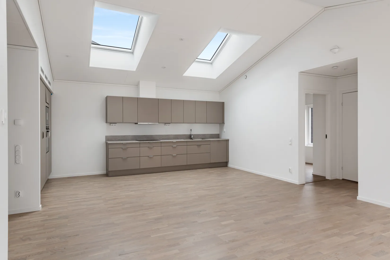 Bostadsrätt, Radhus, Råstugevägen 16, Hägerneholm, Arninge, Täby