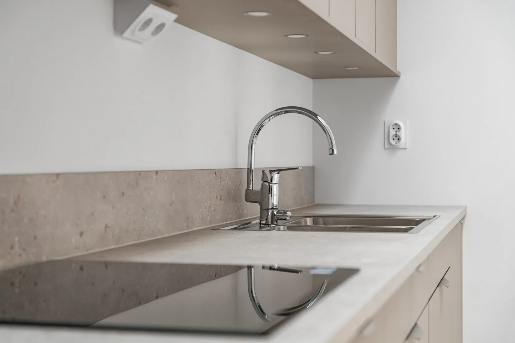 Bostadsrätt, Radhus, Råstugevägen 16, Hägerneholm, Arninge, Täby