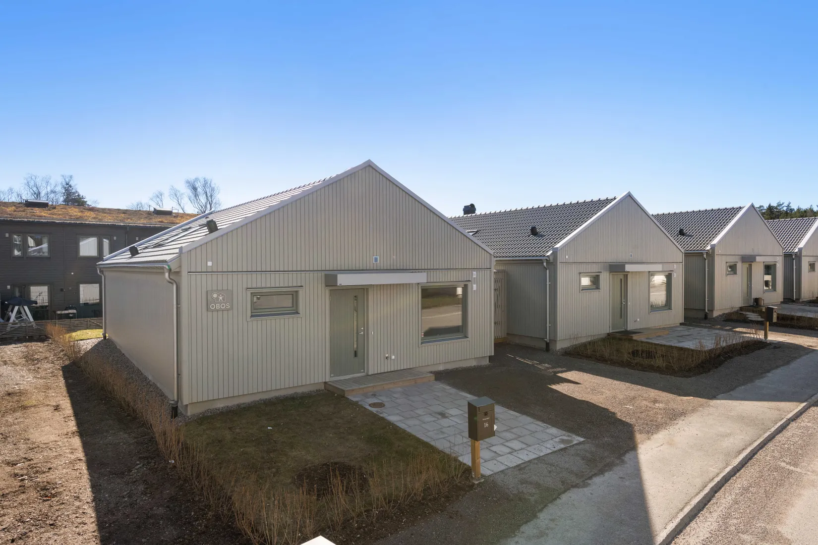 Bostadsrätt, Radhus, Råstugevägen 16, Hägerneholm, Arninge, Täby