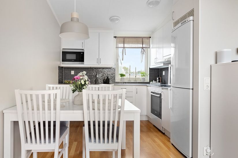 Bostadsrätt, Hedebyslingan 26C, Skälby, Järfälla