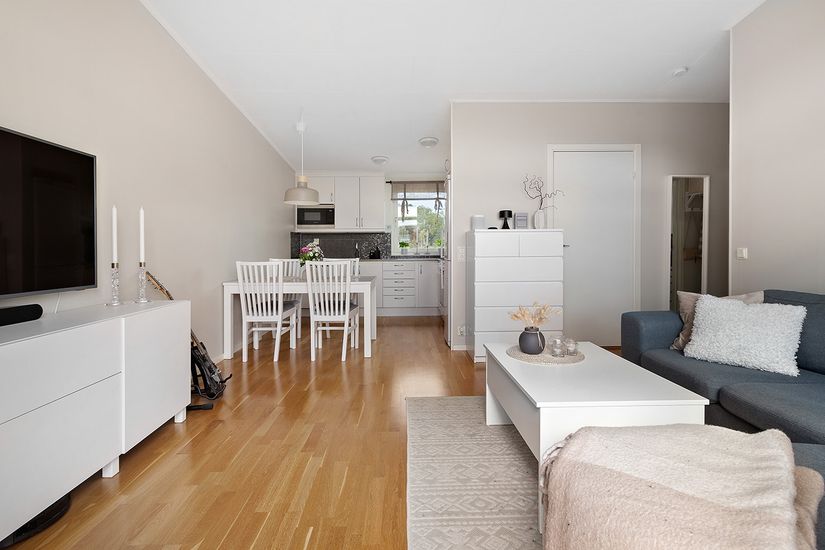 Bostadsrätt, Hedebyslingan 26C, Skälby, Järfälla