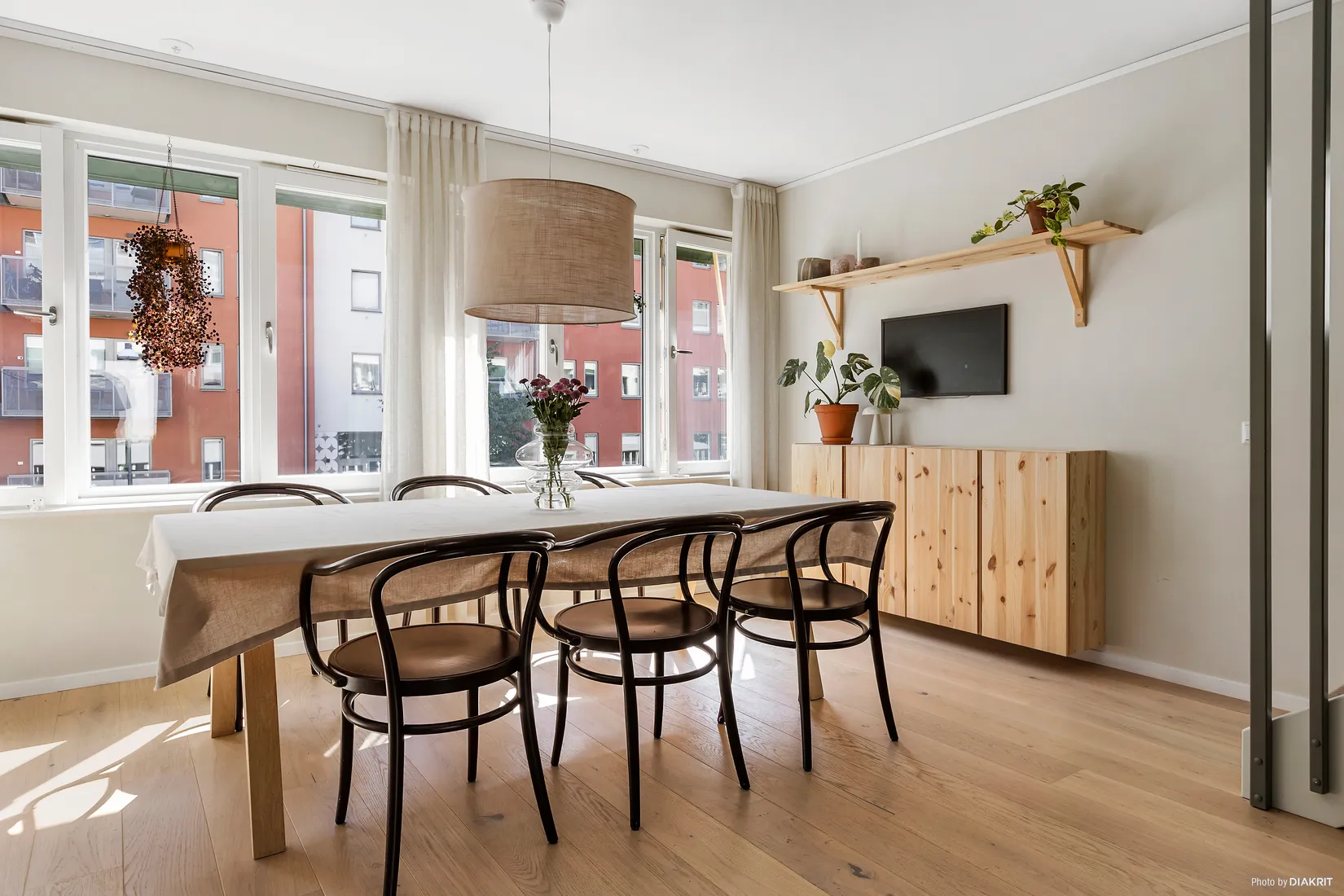 Bostadsrätt, Radhus, Wilhelm Kåges gata 18B, Gustavsberg Porslinskvarteren, Värmdö