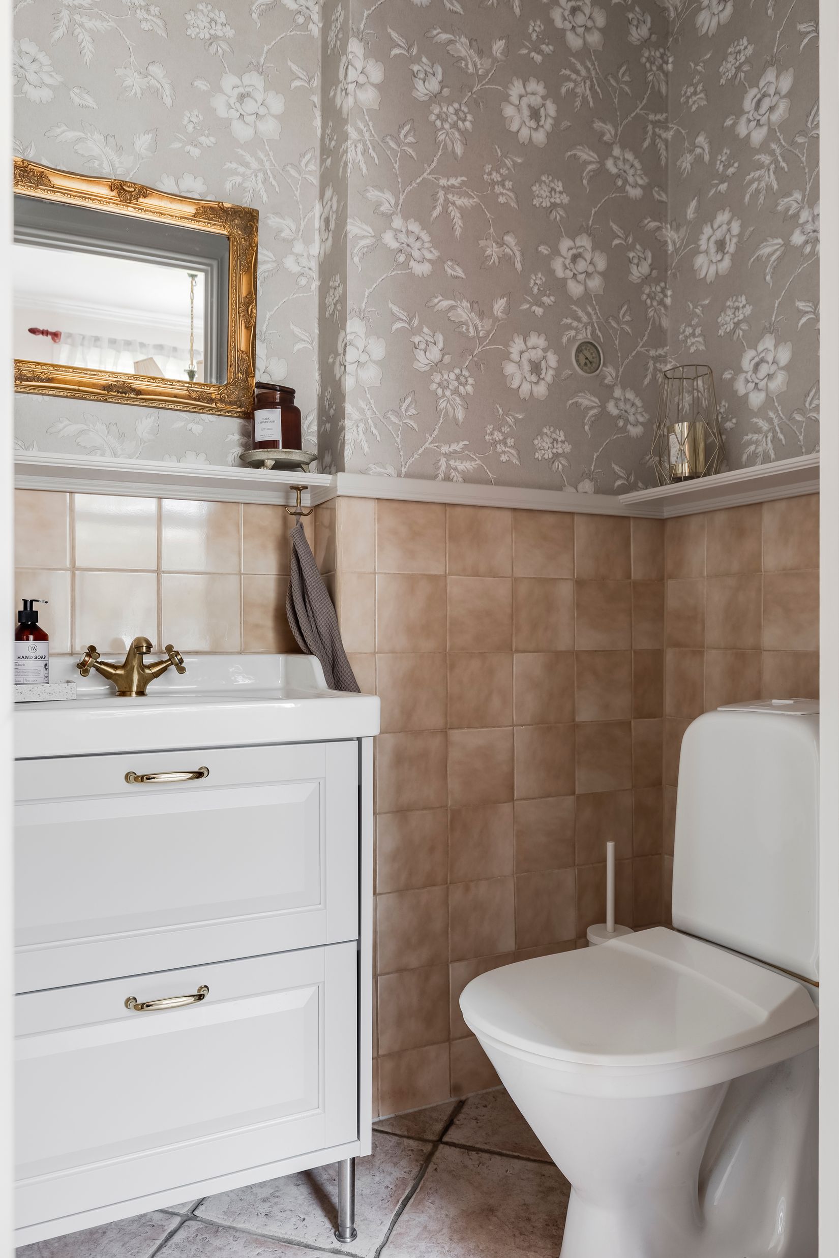 Villa, Irisdalsgatan 2, Centralt, Kristinehamn