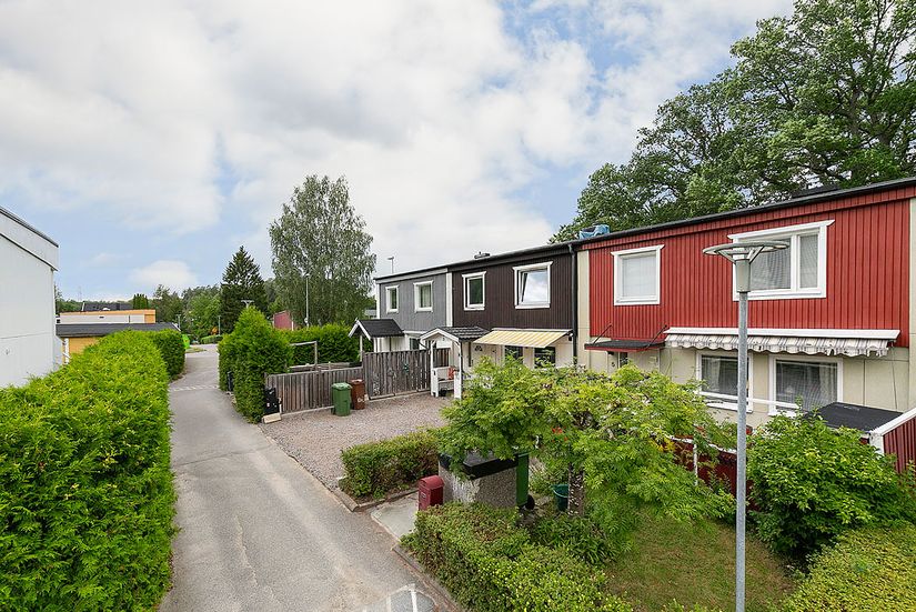 Radhus, Avstyckningsvägen 5, Norsborg - Alby, Botkyrka