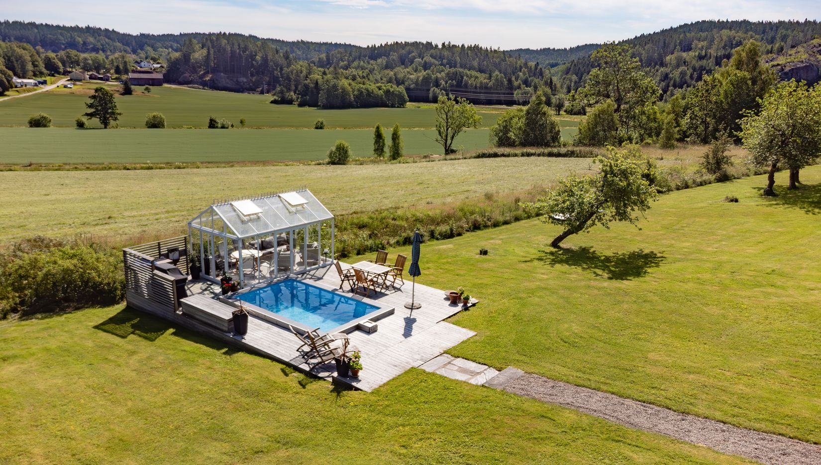 Gård/Skog, Hässleröd 717, Uddevalla