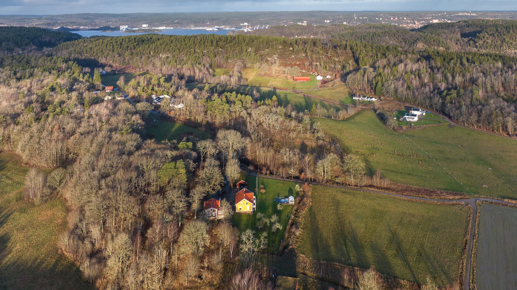 Gård/Skog, Hässleröd 717, Uddevalla