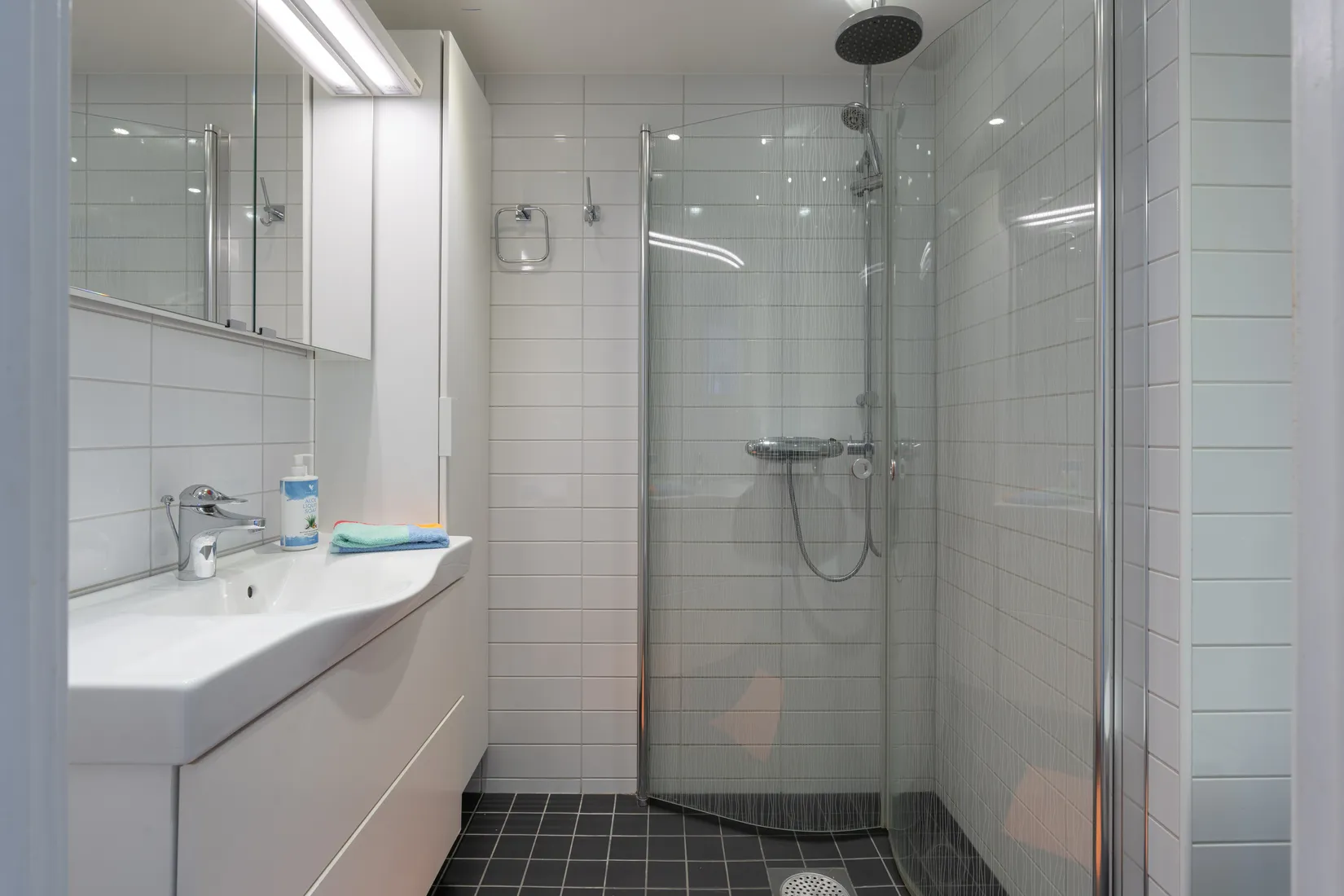 Villa, Varvsvägen 33, Hälsö, Öckerö