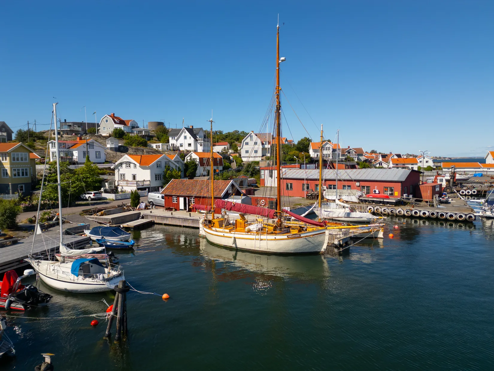 Villa, Varvsvägen 33, Hälsö, Öckerö