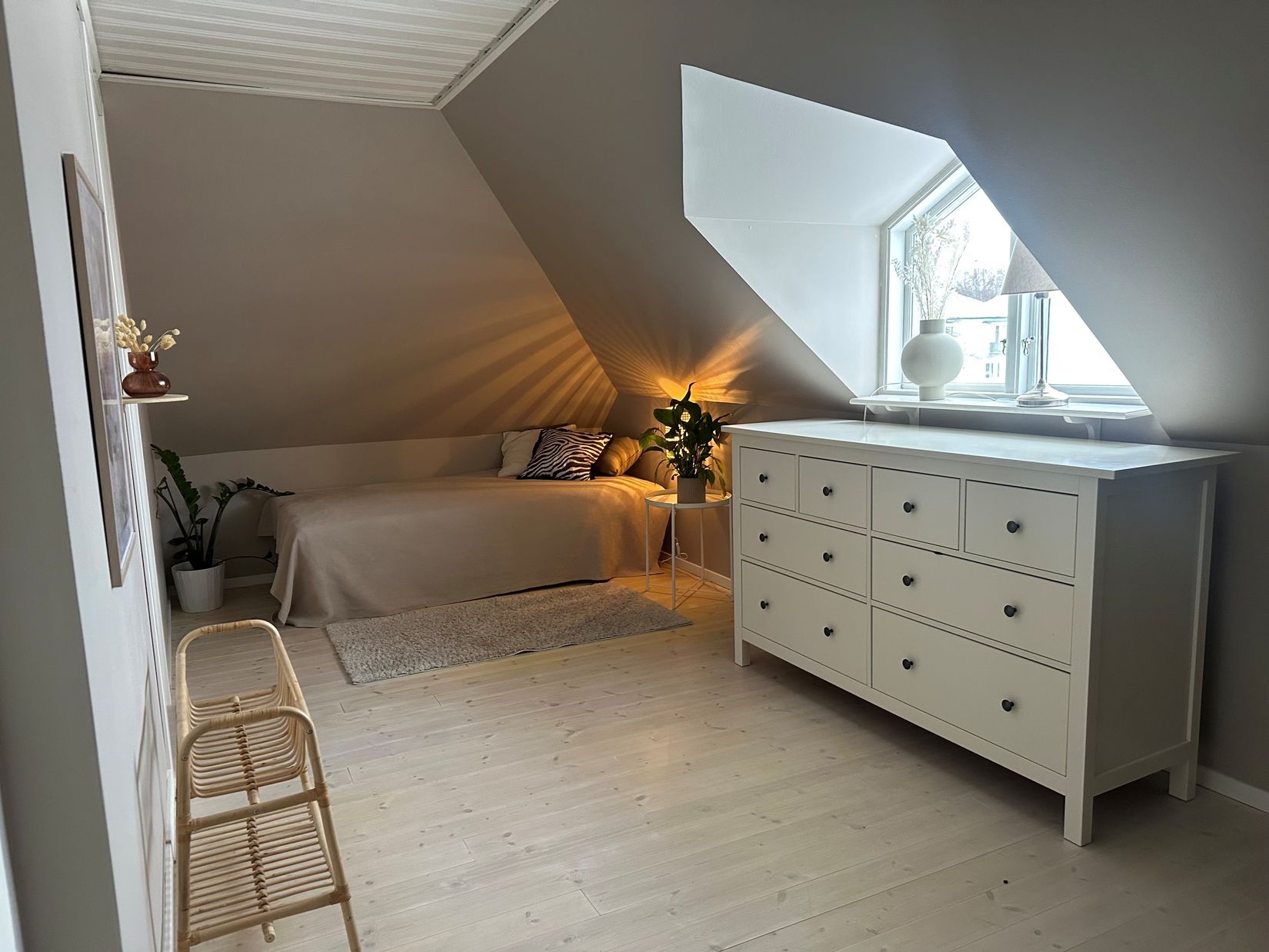 Villa, Sidvägen 19, Almby, Örebro