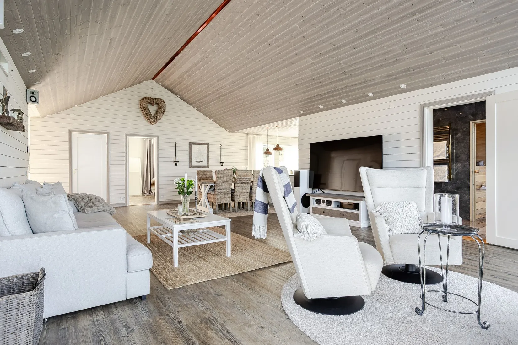 Villa, Junivägen 43, Sundsvall - Juniskär, Sundsvall