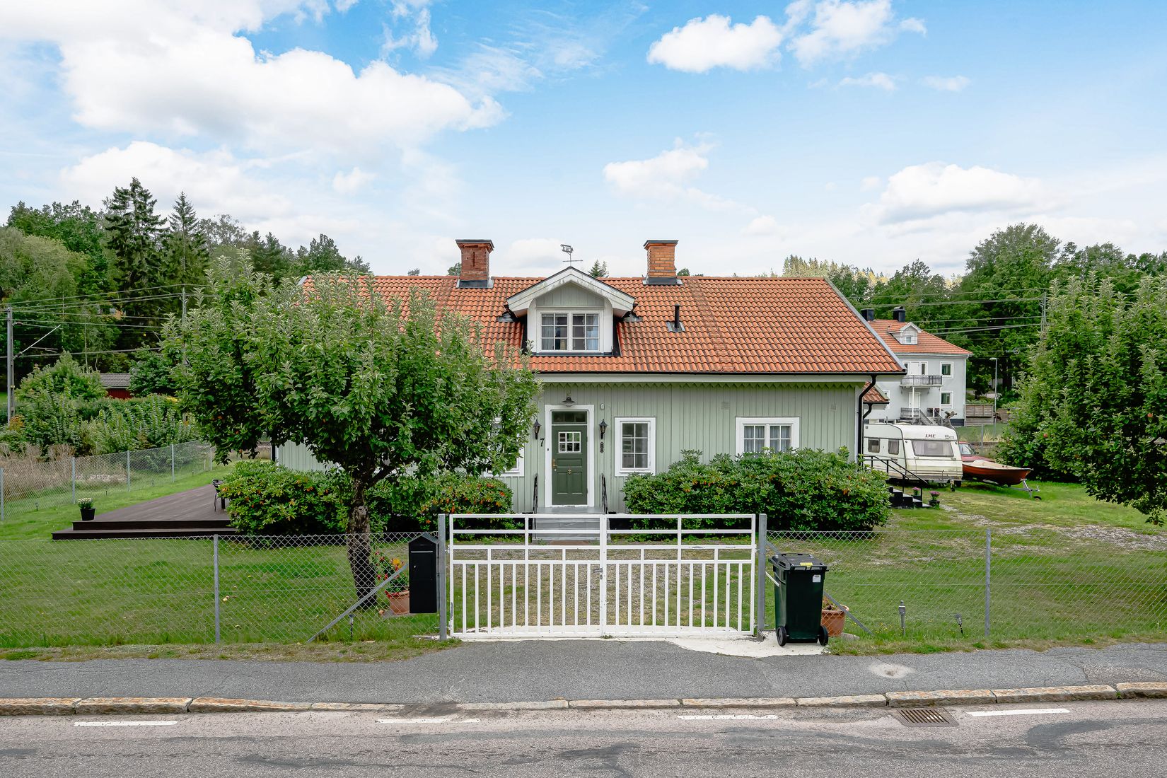 Villa, Stationsvägen 7, Björnlunda tätort, Gnesta