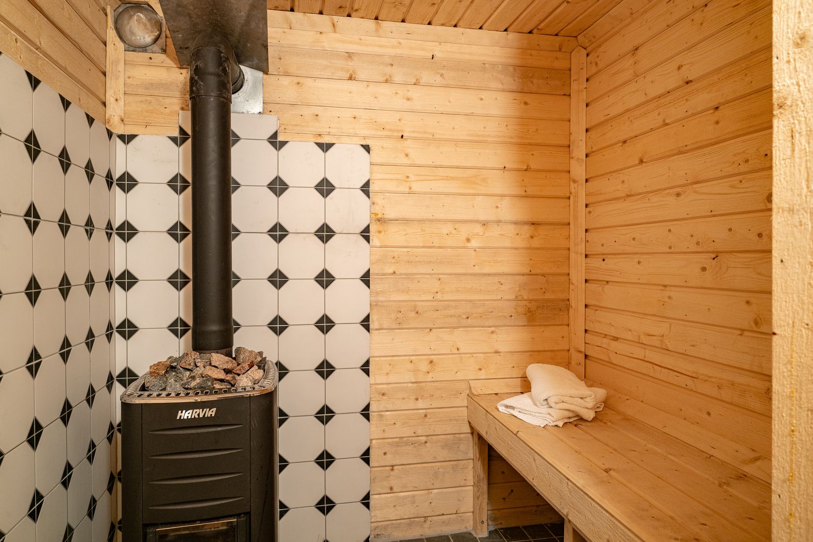 Villa, Stationsvägen 7, Björnlunda tätort, Gnesta