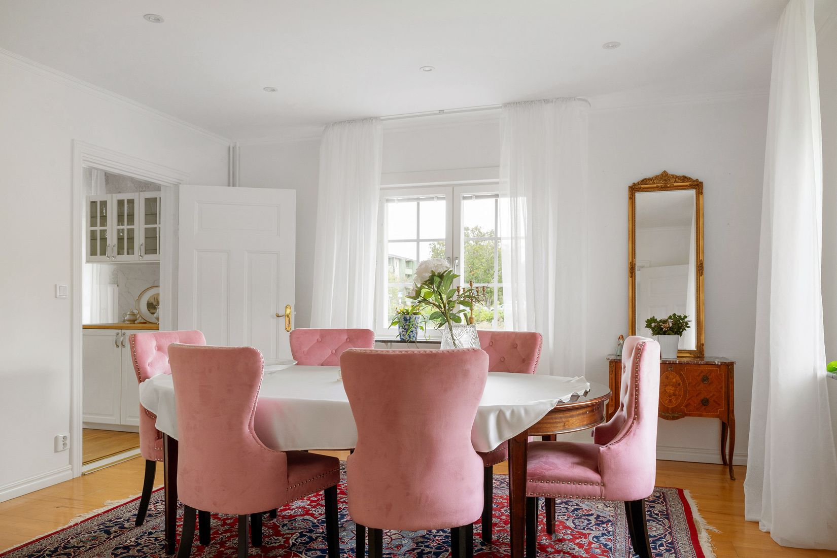 Villa, Stationsvägen 7, Björnlunda tätort, Gnesta