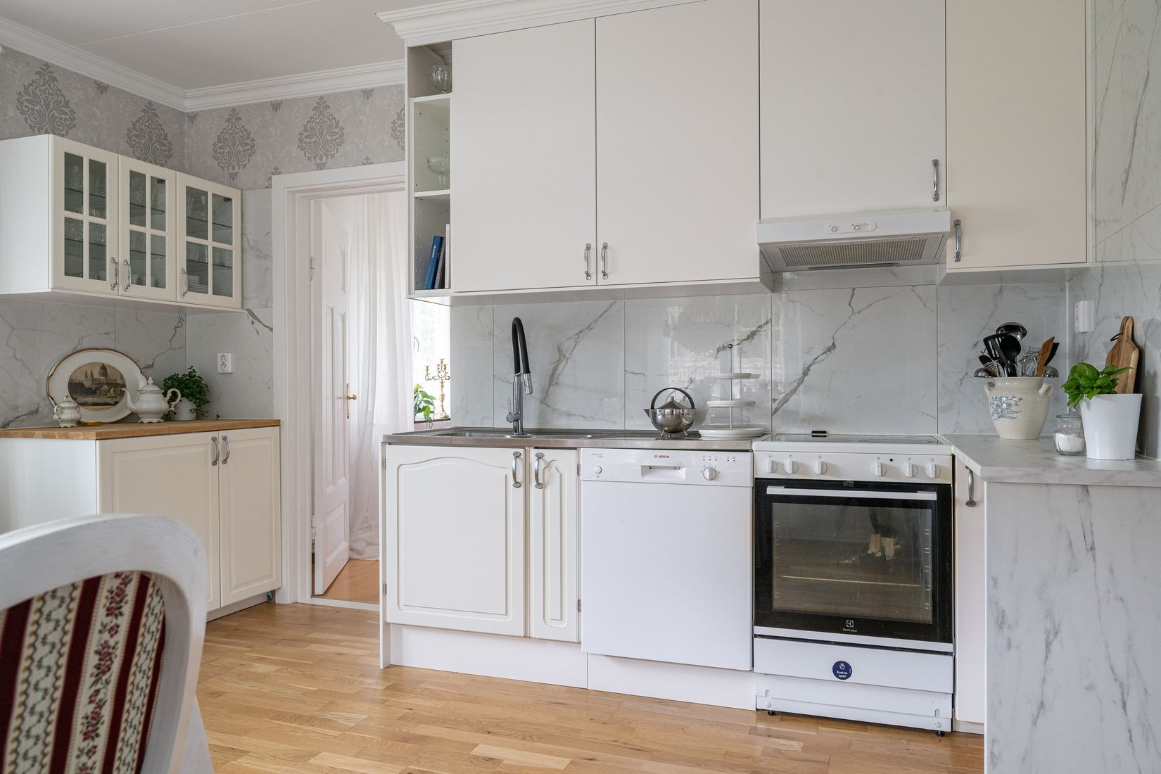 Villa, Stationsvägen 7, Björnlunda tätort, Gnesta