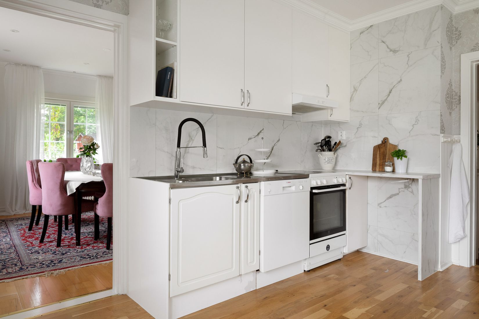 Villa, Stationsvägen 7, Björnlunda tätort, Gnesta