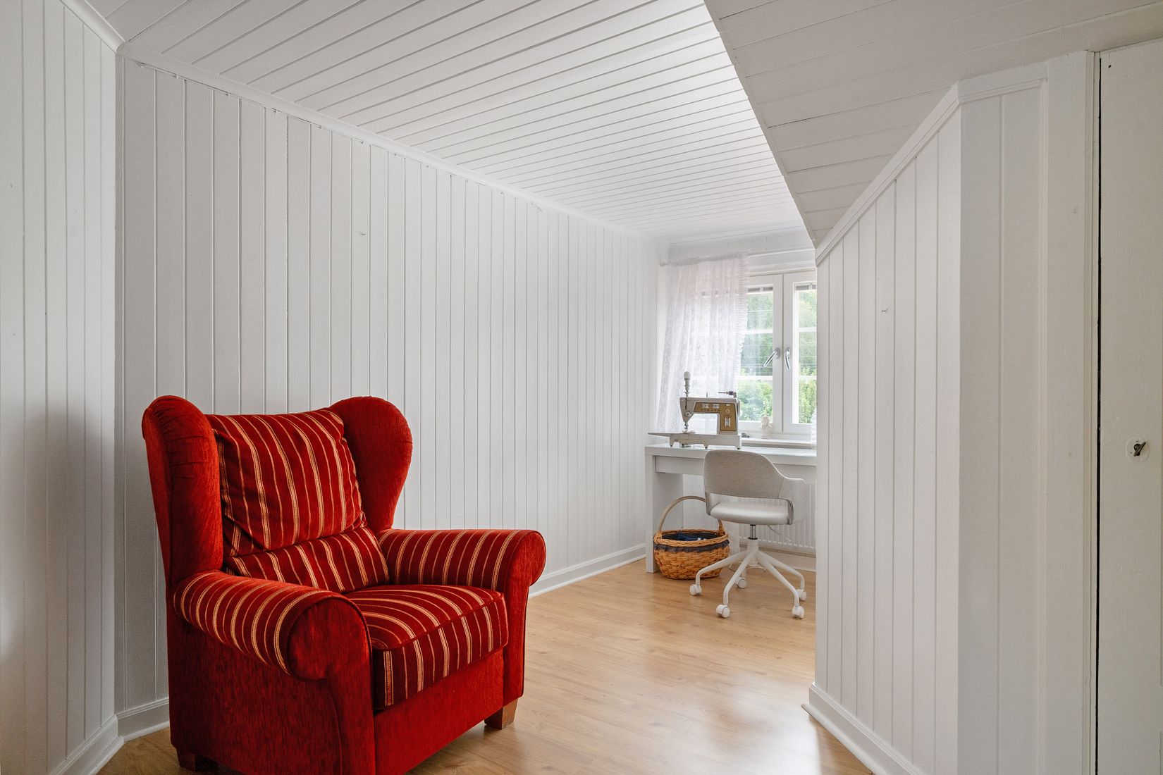 Villa, Stationsvägen 7, Björnlunda tätort, Gnesta