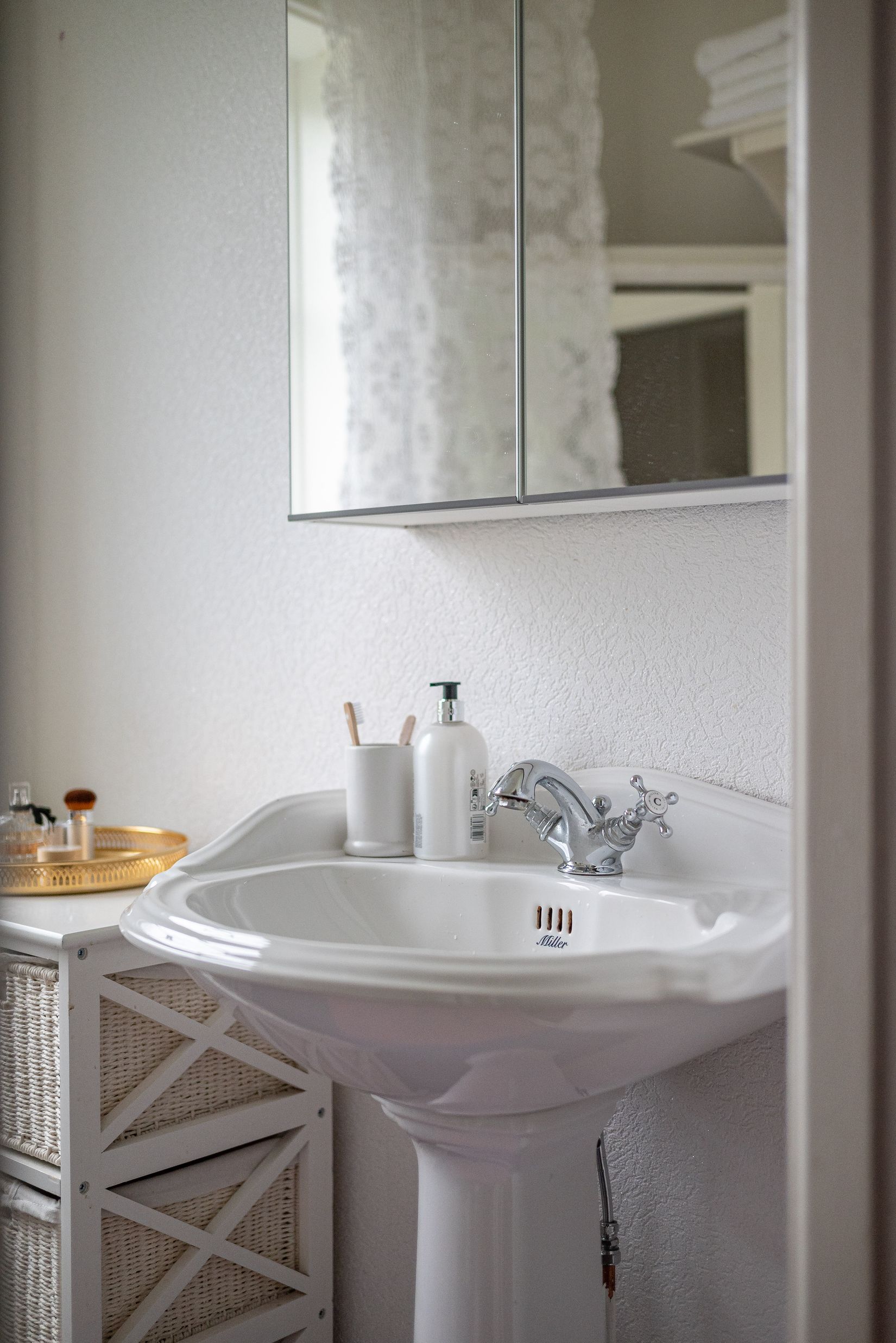 Villa, Stationsvägen 7, Björnlunda tätort, Gnesta