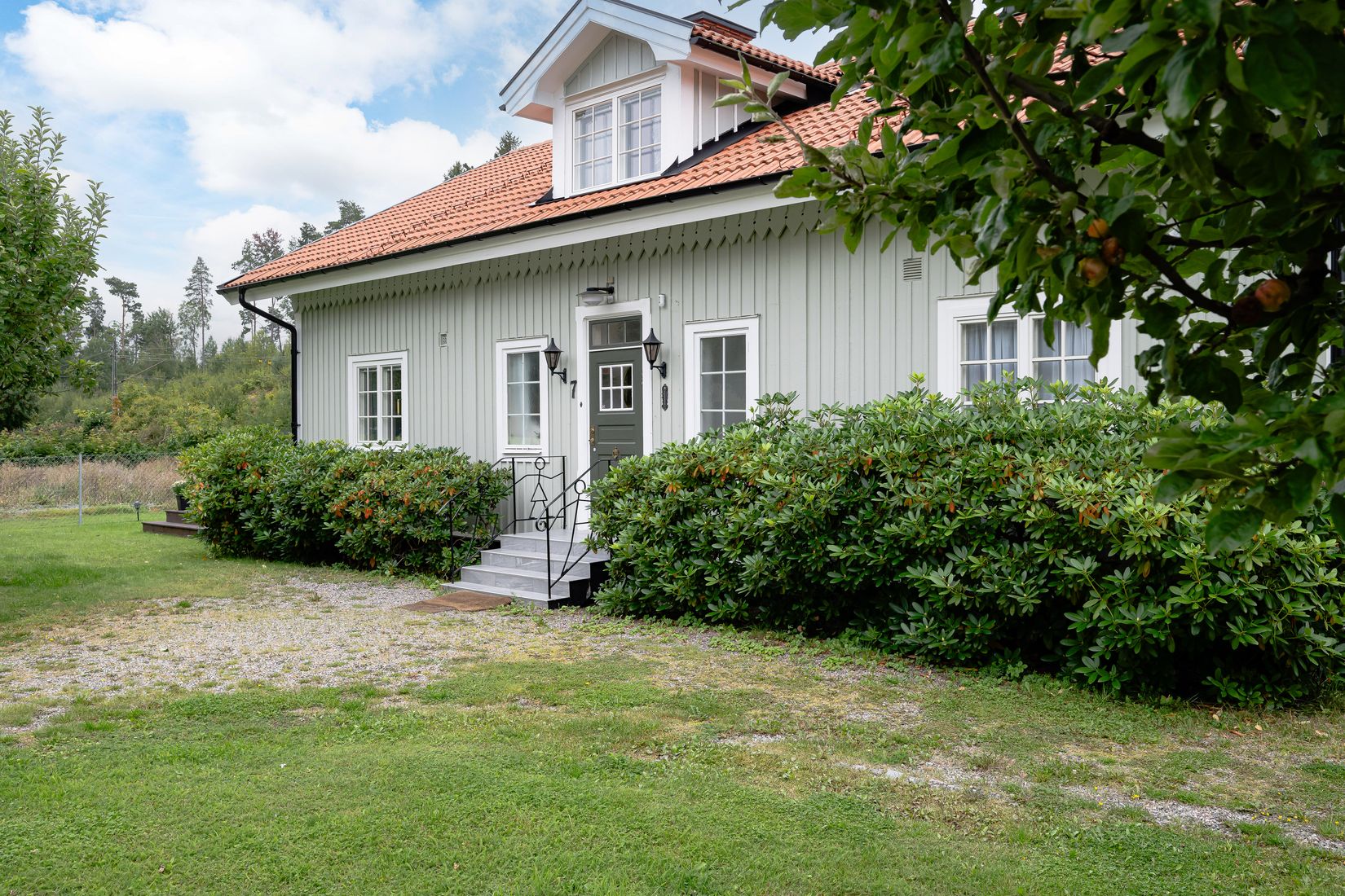 Villa, Stationsvägen 7, Björnlunda tätort, Gnesta