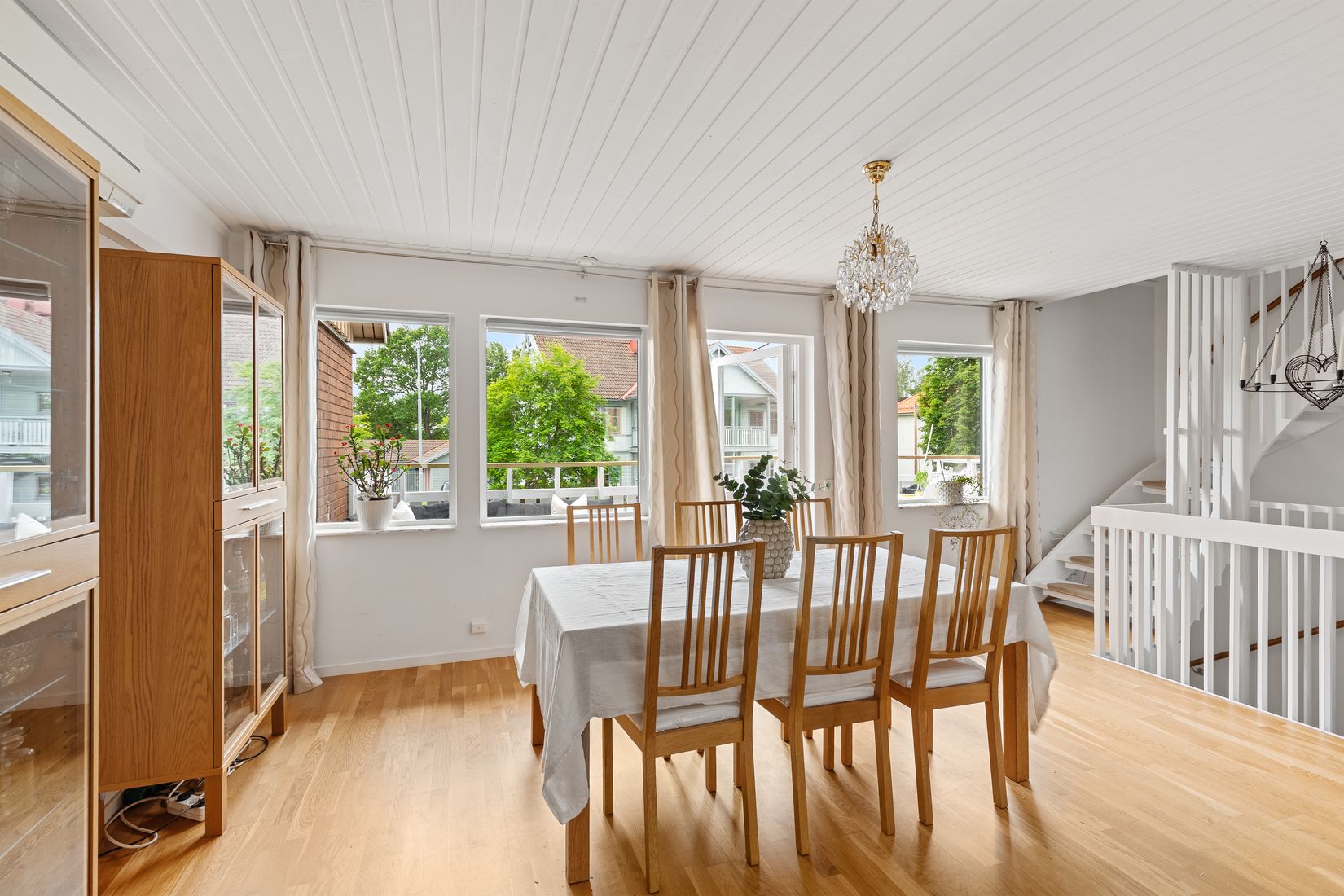 Radhus, Skolgatan 24, Märsta Centralt, Sigtuna