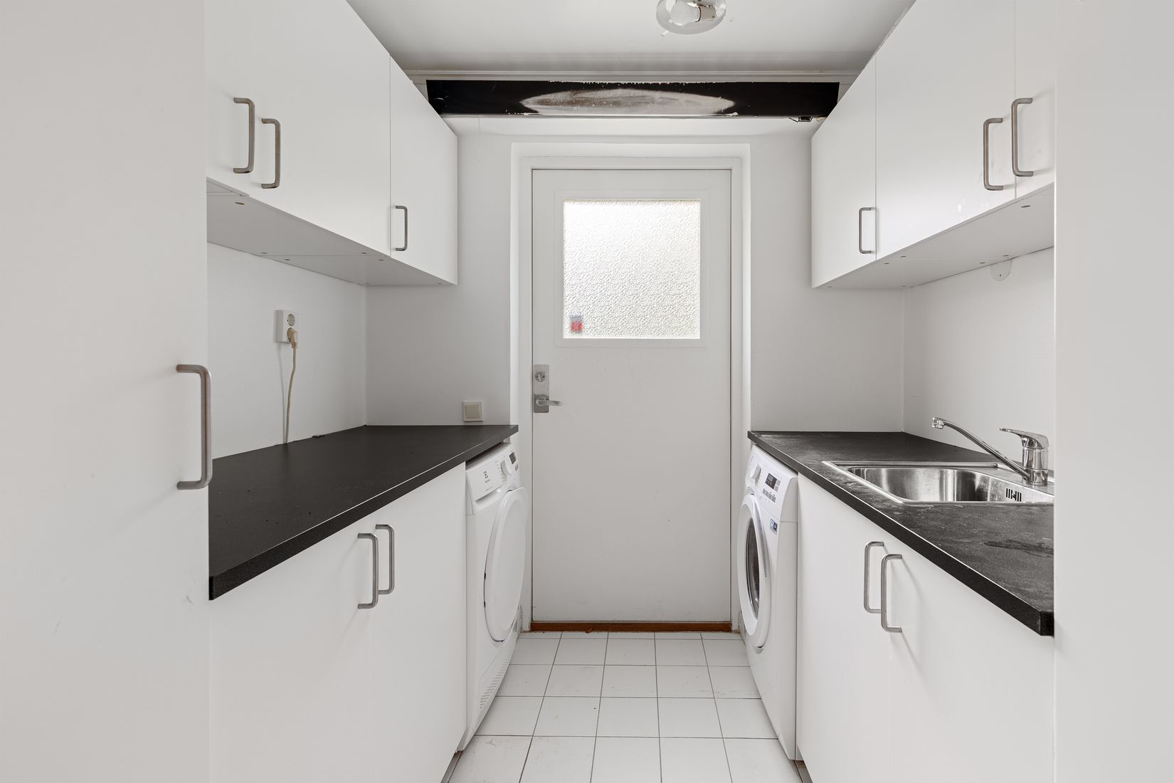 Radhus, Skolgatan 24, Märsta Centralt, Sigtuna