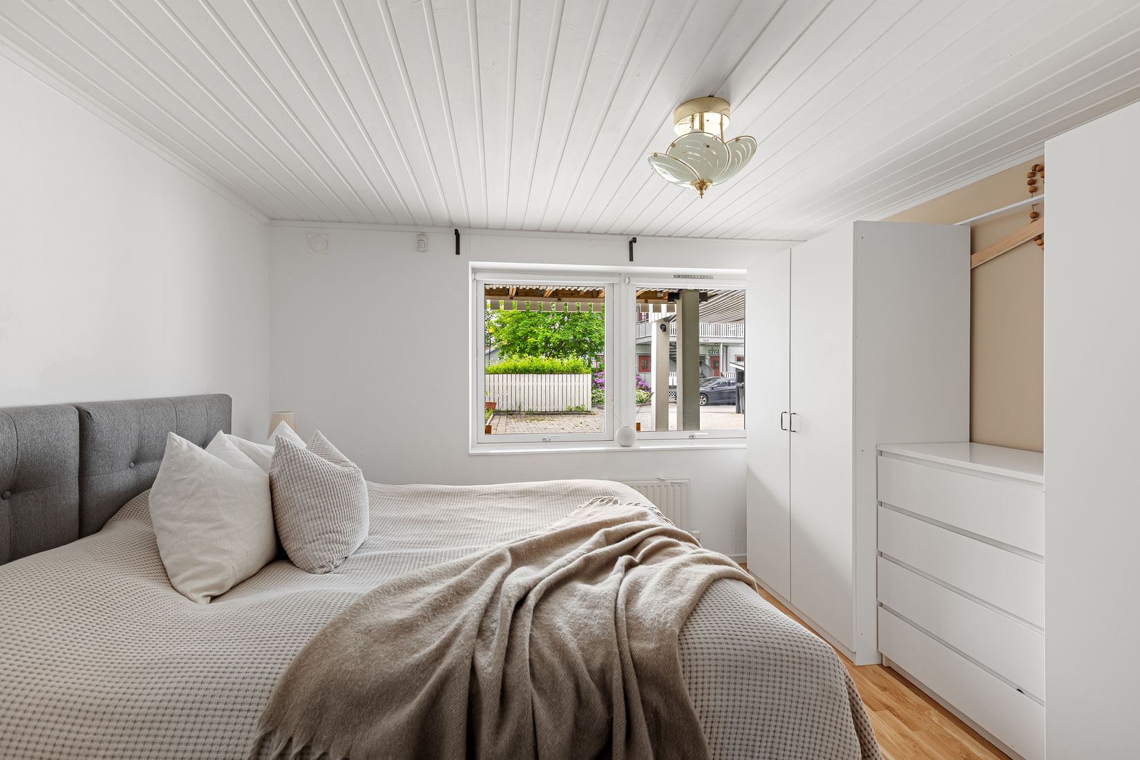 Radhus, Skolgatan 24, Märsta Centralt, Sigtuna