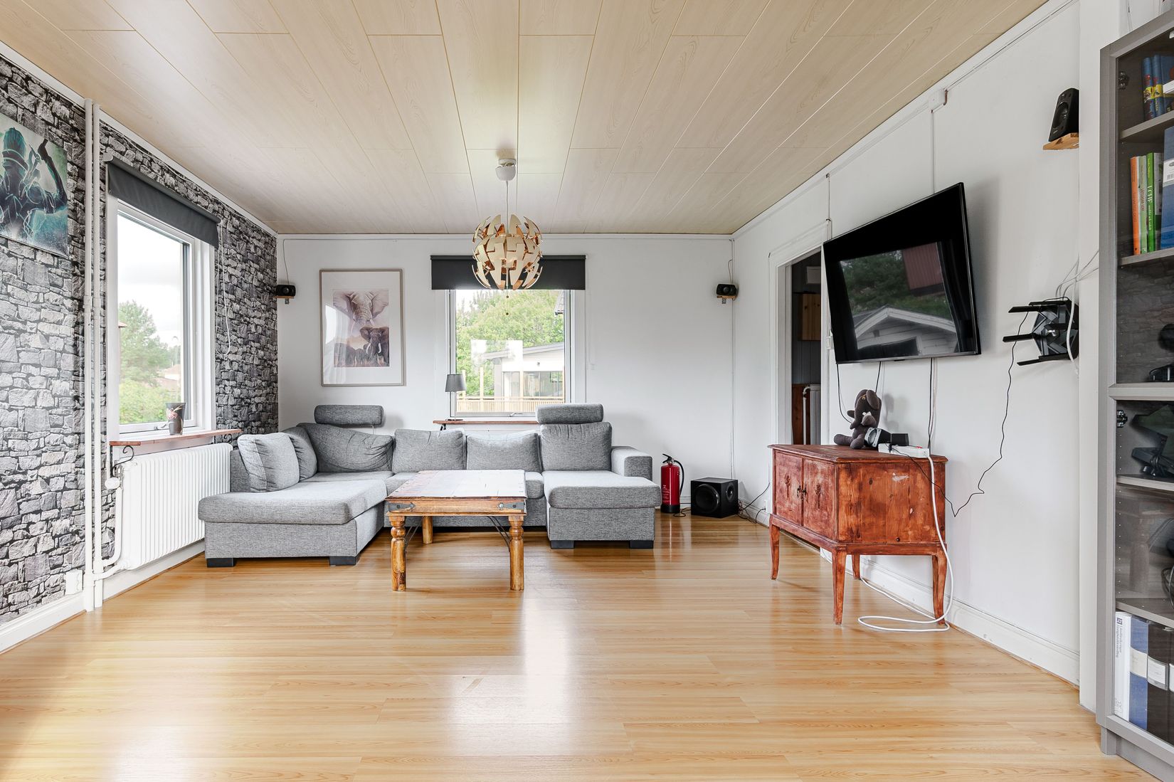 Villa, Idrottsvägen 4, Valla, Katrineholm