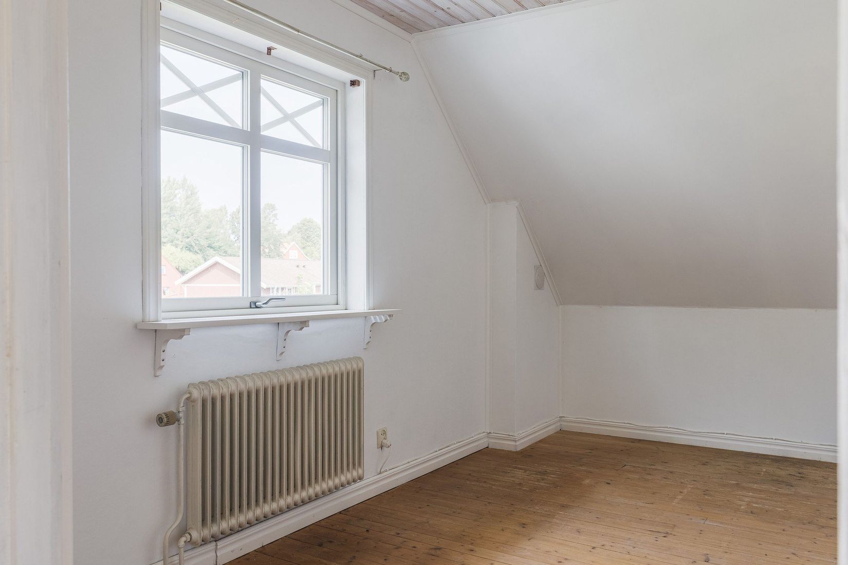 Villa, Bjurbäcksgatan 25, Centralt, Emmaboda