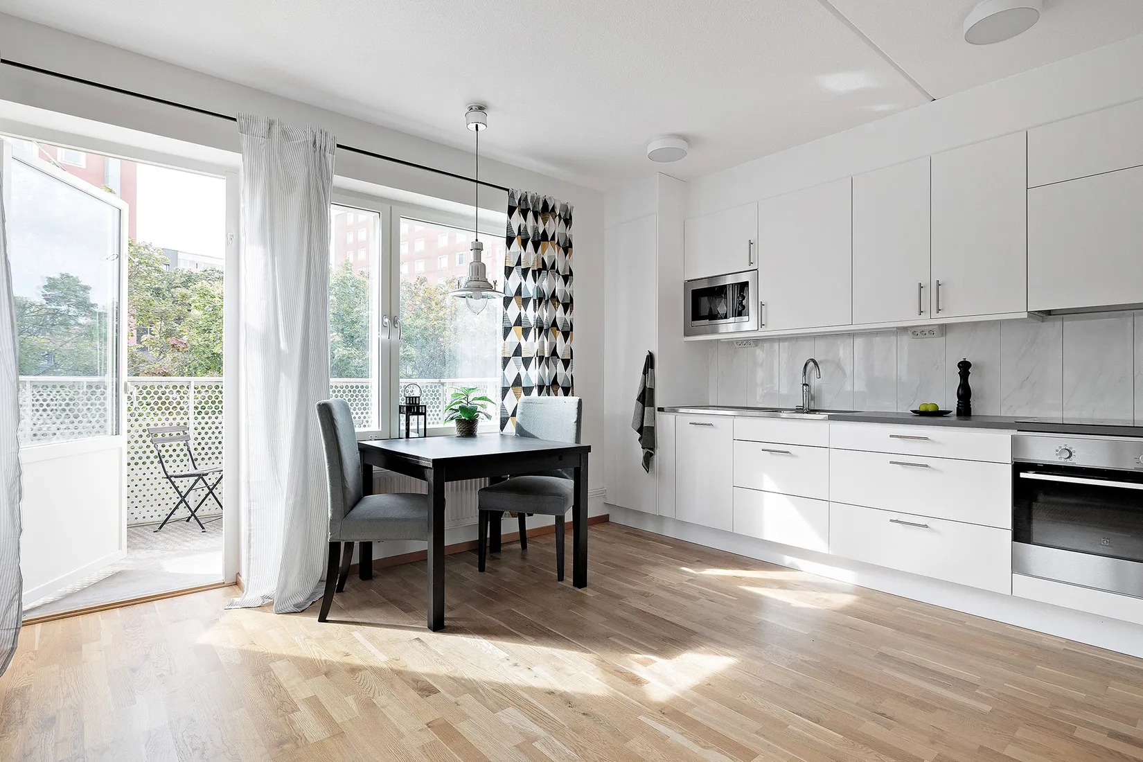 Bostadsrätt, Hammarvägen 64, vån 4/4, Jakobsberg, Järfälla