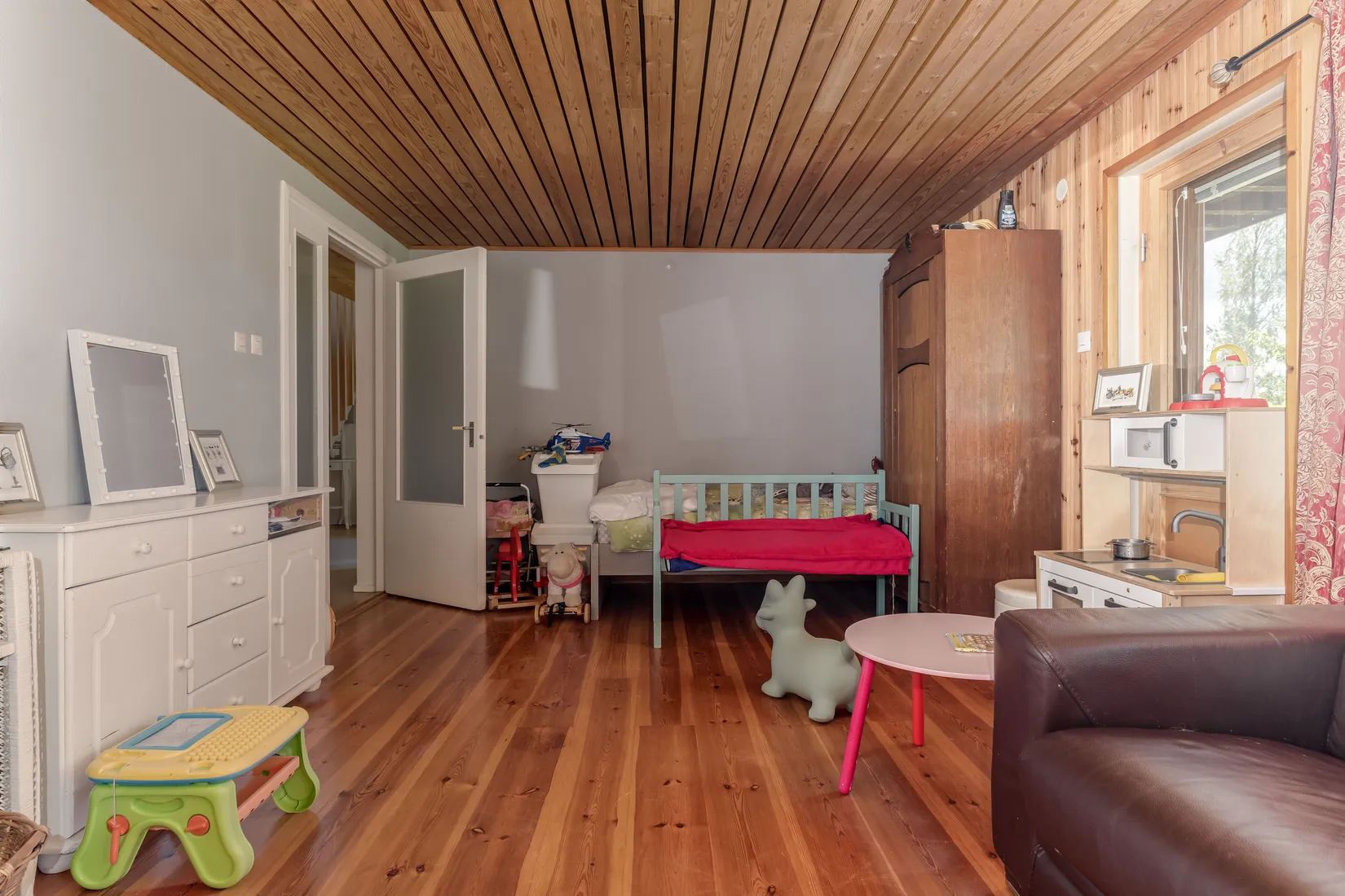 Villa, Värnbovägen 15, SMEDJEBACKEN Munkbo, Smedjebacken