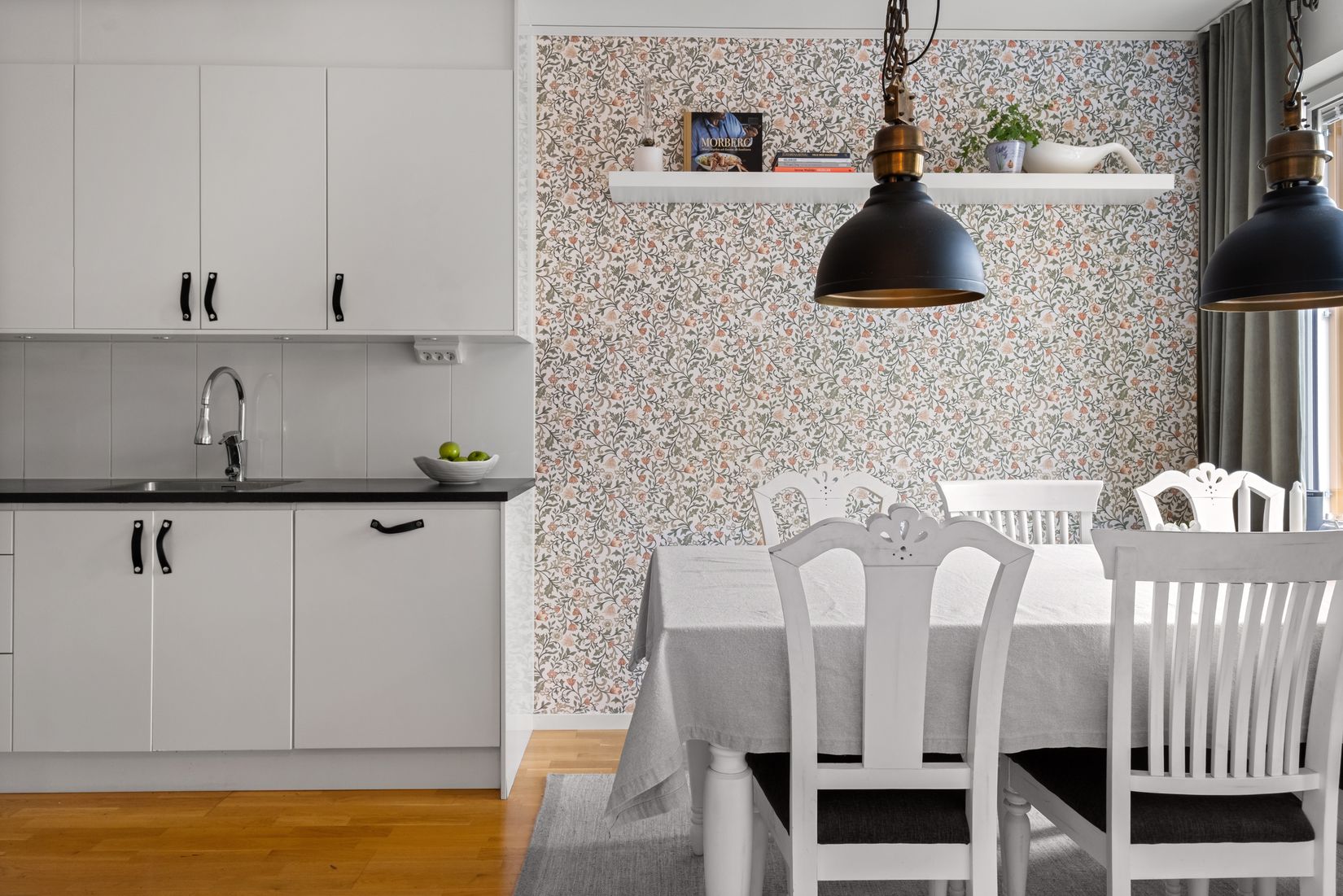 Radhus, Ekängsgränd 6B, Tyresö StrandStrandängarna, Tyresö