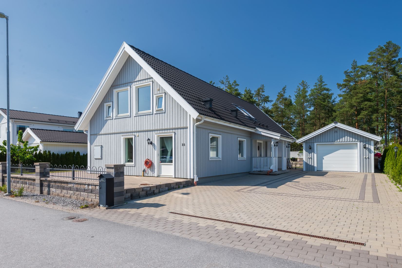 Villa, Lillmossvägen 33, Norrboda - Kungsängen, Upplands-Bro