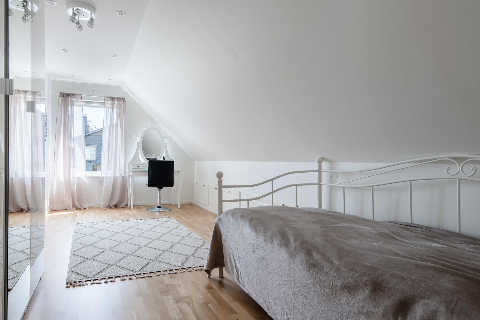 Villa, Lillmossvägen 33, Norrboda - Kungsängen, Upplands-Bro