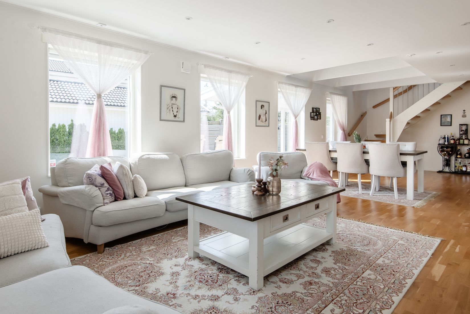 Villa, Lillmossvägen 33, Norrboda - Kungsängen, Upplands-Bro