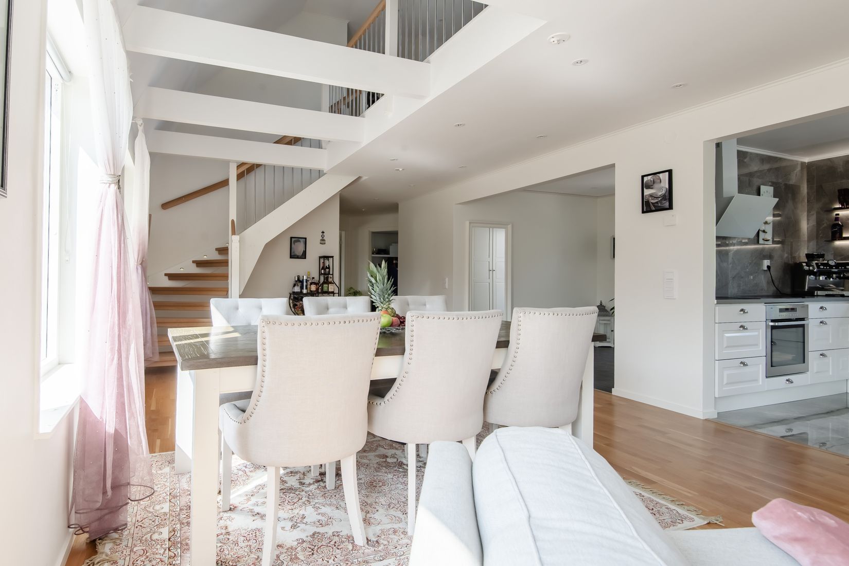 Villa, Lillmossvägen 33, Norrboda - Kungsängen, Upplands-Bro