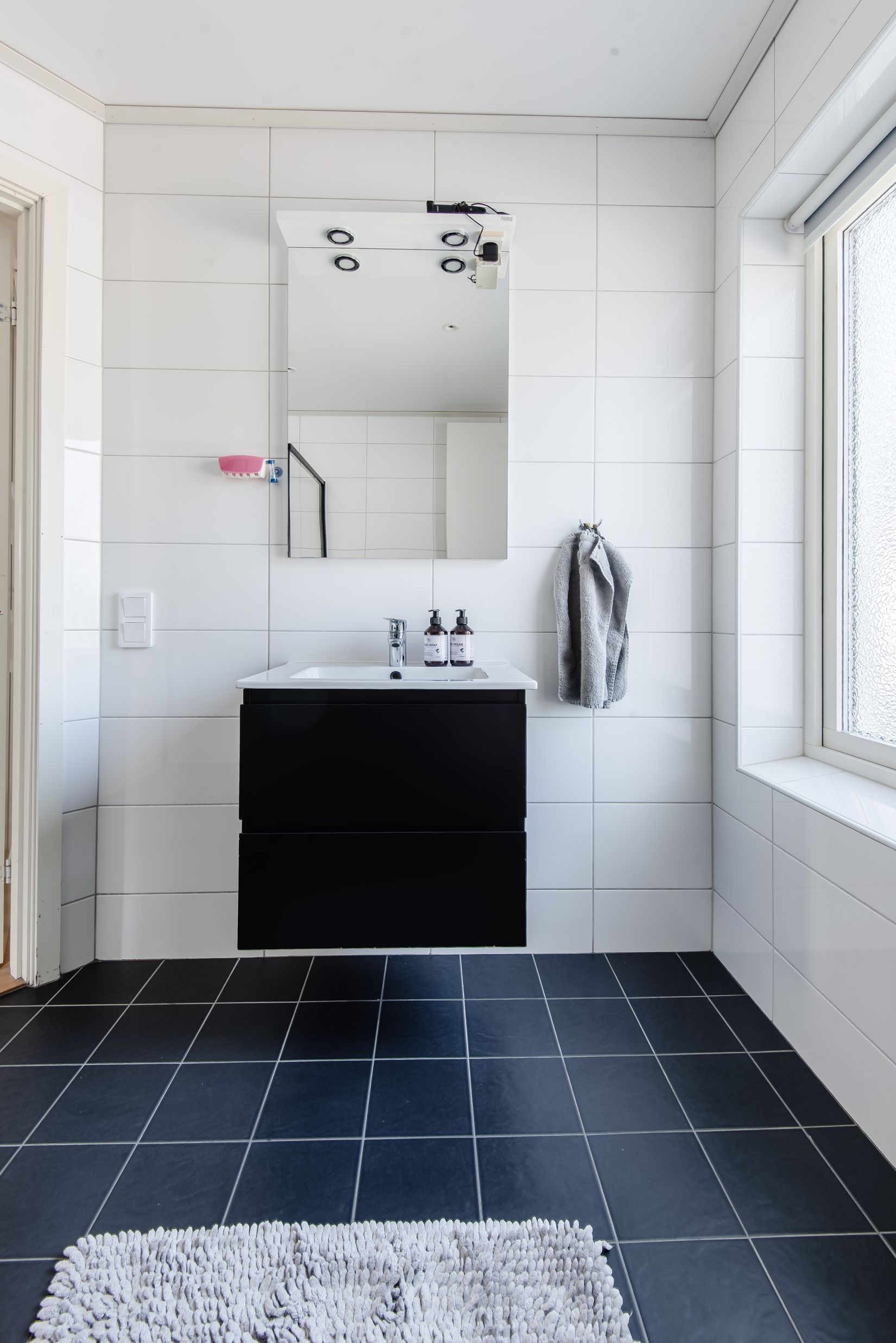 Villa, Lillmossvägen 33, Norrboda - Kungsängen, Upplands-Bro