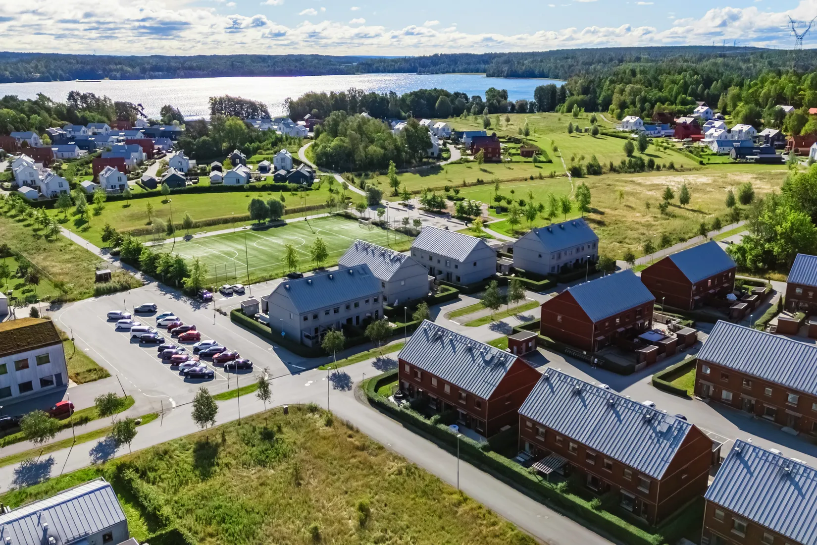 Radhus, Klockarebovägen 50, Bålsta/Frösundavik, Håbo