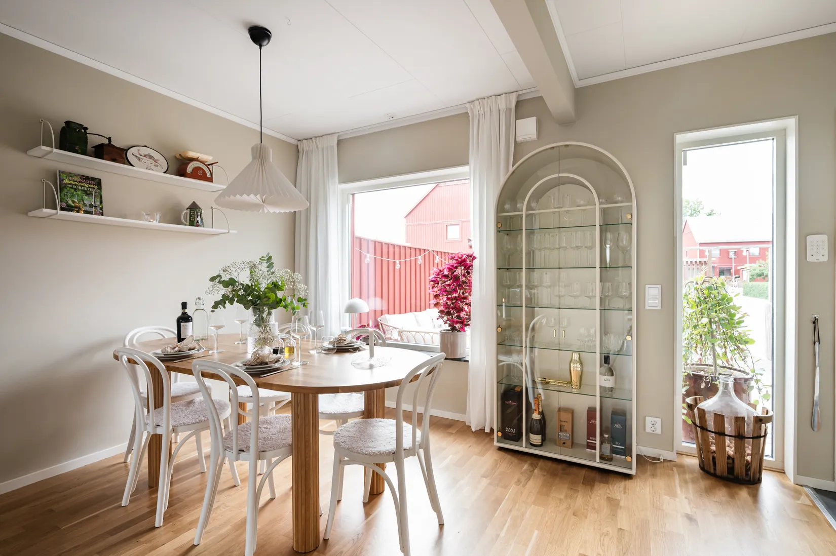 Radhus, Klockarebovägen 50, Bålsta/Frösundavik, Håbo